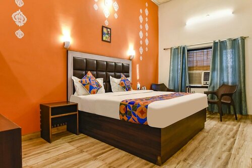 FabHotel KK Residency, Varaa Hotelli Uttarakhand hotellit, joissa on uima-allas, Uima-allas