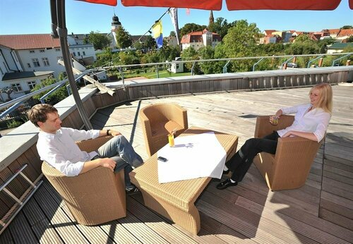 HafenHotel PommernYacht, Забронировать Отель Отели и гостиницы Иккермюнде, Отель