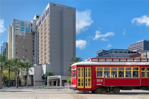 DoubleTree by Hilton New Orleans, Забронировать Отель Отели Нового Орлеана 4 звезды, рядом с Mortuary Chapel, 4*