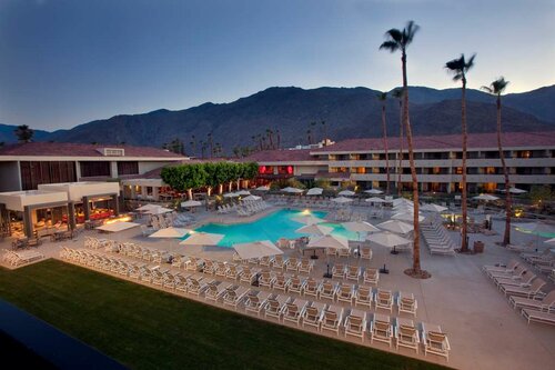 Hilton Palm Springs, Забронировать Курортный отель Палм-Спрингс Coachella Valley