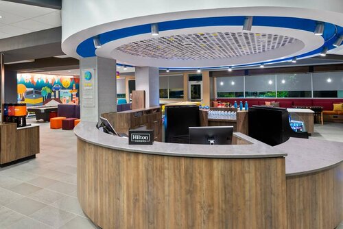 Tru By Hilton Spartanburg, Забронировать Отель Спартанберг Южная Каролина