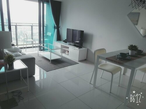 Ns Elegant Dwelling Mercu Summer Suite