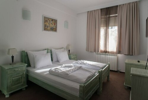 Hotel Trim, Забронировать Отель Никшич Niksic County
