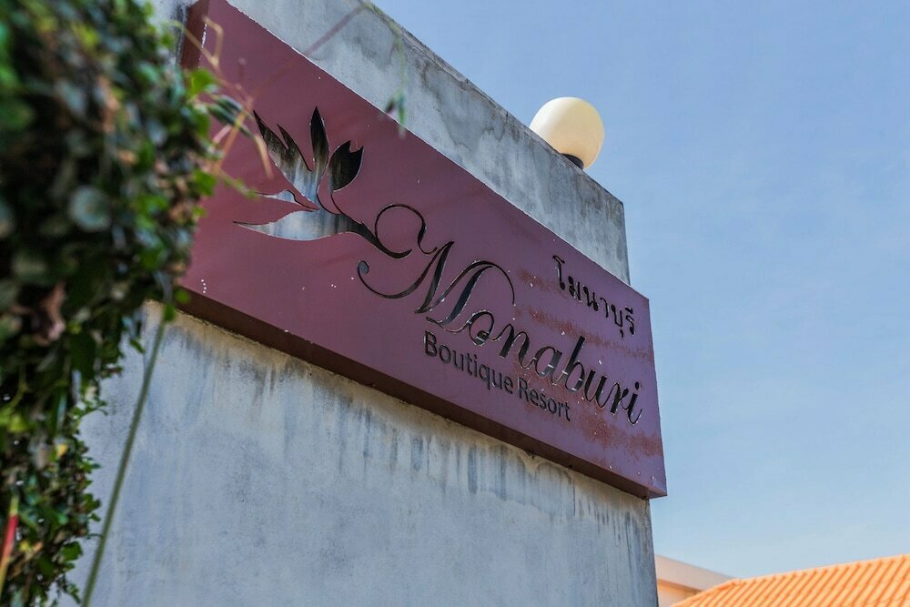 Oyo 454 Monaburi Hotel