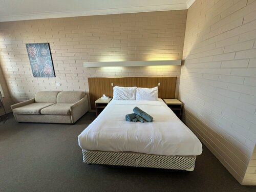 Opal Inn Hotel, Motel, Caravan Park, Boek Motel Coober Pedy Zuid-Australië