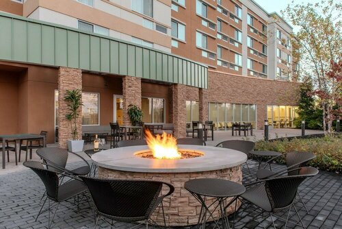 Courtyard by Marriott Yonkers Westchester County, Забронировать Отель Йонкерс Westchester County