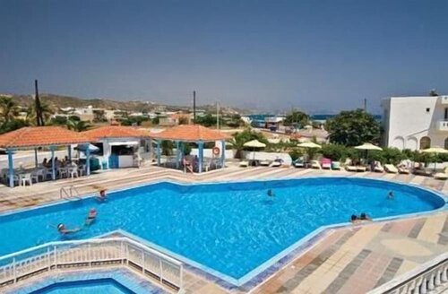 Kamari Bay Hotel