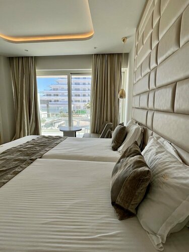 Constantinos The Great Beach Hotel, Rezerwuj Hotel Hotele SPA w Famagusta, SPA