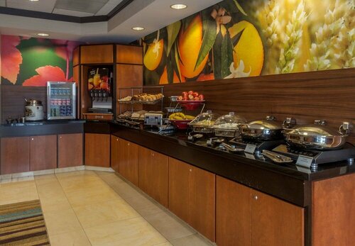 Fairfield Inn & Suites by Marriott Omaha Downtown, Забронировать Отель Отели Омаха 3 звезды, рядом с Стадион «ТД Америтрейд парк Омаха», 3*