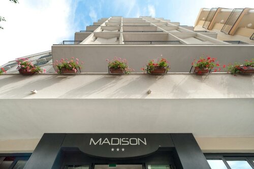 Hotel Madison, Boek Hotel Hotels in Marken met zwembad, Zwembad