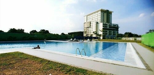 Soltana Nature Residences, Rezerwuj Hotel Hotele w Cebu z Parkingiem, Parking