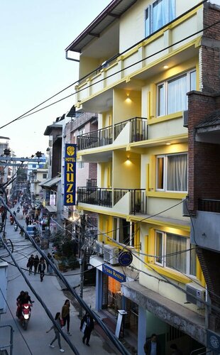 Hotel Ruza Nepal, Забронировать Отель Отели Катманду с парковкой, рядом с Nasal Chowk, Парковка