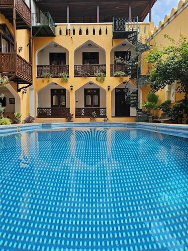 Mizingani Seafront Hotel, Boek Hotel Zanzibar Hotels met een Zwembad, Zwembad