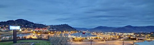 Coast Kamloops Hotel & x26; Conference Ctr, Book Hotel Kamloops 