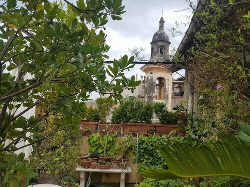 La Terrazza dei Pelargoni B&B, Забронировать Отель «постель и завтрак» Отели Ривьера-дей-Фьори с парковкой, Парковка