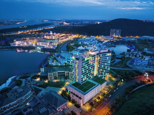Holiday Inn Changsha Dawangshan by IHG, Book Hotel Changsha hoteller med parkering, Parkering