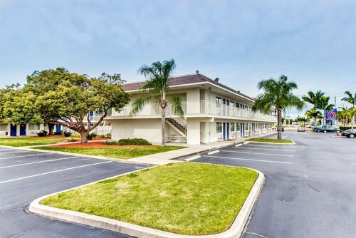 Motel 6-Venice, FL, Забронировать Мотель Мотели штата Флориды, Мотель
