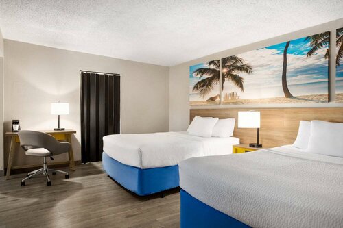 Days Inn by Wyndham Miami Airport North, 预订 酒店 迈阿密斯普林斯 迈阿密