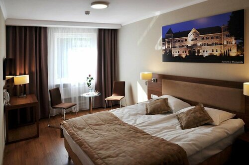 Hotel Topaz Poznań Centrum, Забронировать Отель Отели Познани с завтраком, рядом с Башня Андерсия, Завтраки