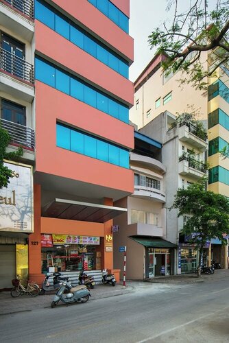 HB Serviced Apartment - 121B Quan Hoa, Забронировать Апартаменты/квартира Кау Гиай Ханой, рядом с Вьетнамский музей этнологии