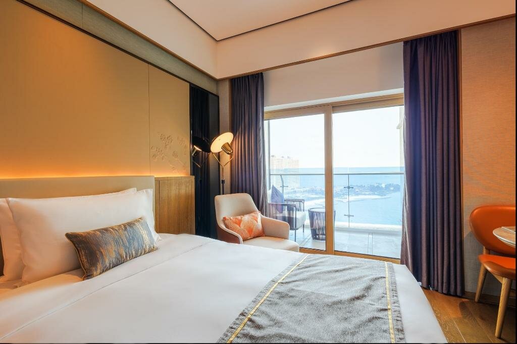 Howard Johnson Plaza by Wyndham Blue Bay Sihanoukville