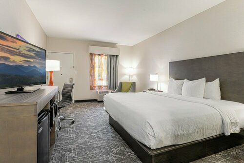 Quality Inn Asheville Downtown Tunnel Rd, Забронировать Отель Ашвилл Аппалачи