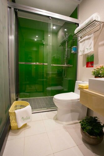 Vatica TianJin JingHai District Bus Station Home World Plaza Hotel, Boek Hotel Jinghai 