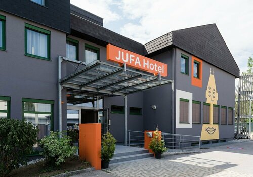 JUFA Hotel Graz Süd - Self Check-in, Забронировать Отель Отели Region Graz с парковкой, Парковка