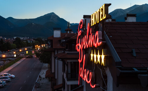 Evelina Palace Hotel, Prenota Hotel Hotel a Blagoevgrad con parcheggio, Parcheggio