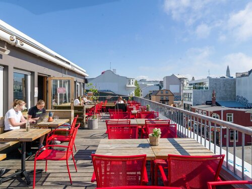Loft - HI Eco Hostel, Забронировать Хостел Рейкьявик Хёвюдборгарсвайдид, рядом с Церковь Хадльгримскиркья