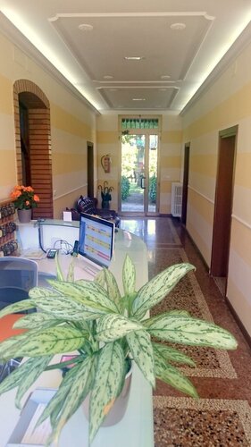 Hotel Villa Azzurra-NEW, Забронировать Отель Савена Болонья