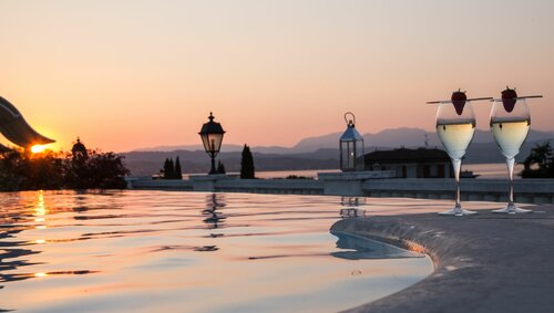 Palace Hotel Desenzano, Забронировать Отель Отели Ломбардии с бассейном, Бассейн