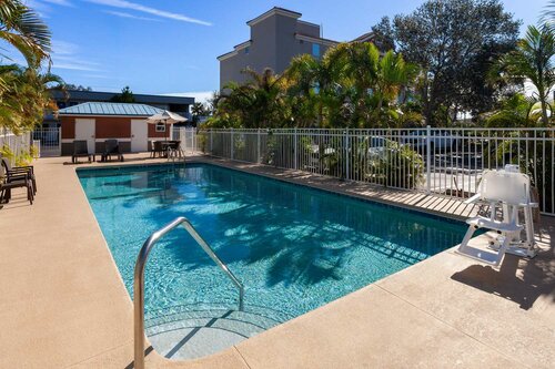 Days Inn Melbourne, Book Hotel Melbourne Beach Space Coast