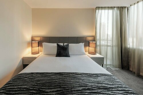 Hotel Grand Chancellor Melbourne, Rezerwuj Hotel Hotele w Melbourne z Basenem, Basen