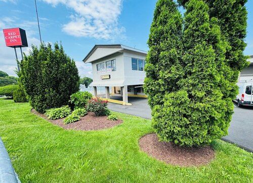 Red Carpet Inn - Stamford, Забронировать Отель Стэмфорд Delaware County