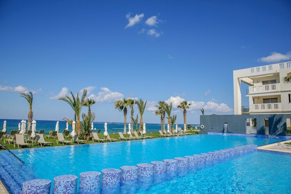 Blue Lagoon Kosher Hotel
