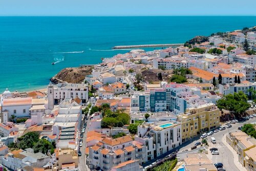 Colina do Mar, Забронировать Отель Отели Албуфейра с бассейном, рядом с Часовая башня, Бассейн