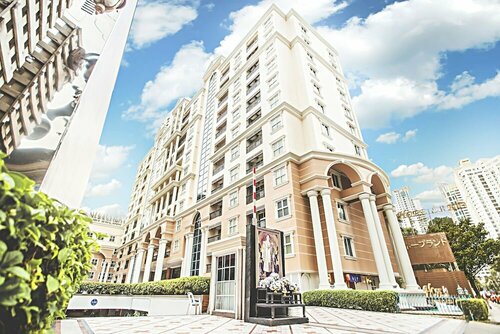 Hope Land Hotel Sukhumvit 24, Забронировать Отель Отели Провинции Бангкока с парковкой, Парковка