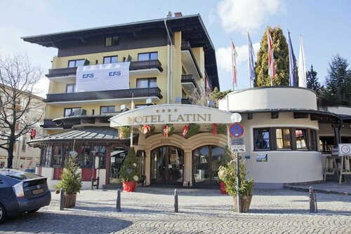 Hotel Latini, Book Hotel Zell am See Lake Zell, nær Areitbahn I