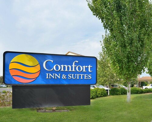 Comfort Inn & Suites McMinnville Wine Country, 予約 ホテル マクミンヴィル Willamette Valley