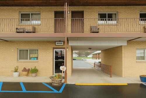 Canton Inn By OYO, Buchen Sie Hotel Canton Illinois