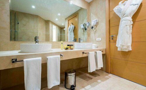 Hôtel Farah Tanger, Rezerwuj Hotel Talaa Lakraa Tanger-Tetouan