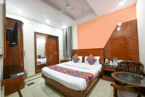 FabHotel Jaggi Palace - Hotel in Karol Bagh, Забронировать Отель СПА-отели Нью-Дели, рядом с Торговый центр Karol Bagh, SPA-услуги