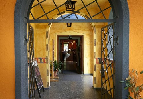 Itzlinger Hof Hotel, Забронировать Отель  