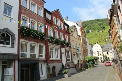 Ferienwohnungen und Appartements - Haus Budinger, Забронировать Апартаменты/квартира Альф Мозель - Германия