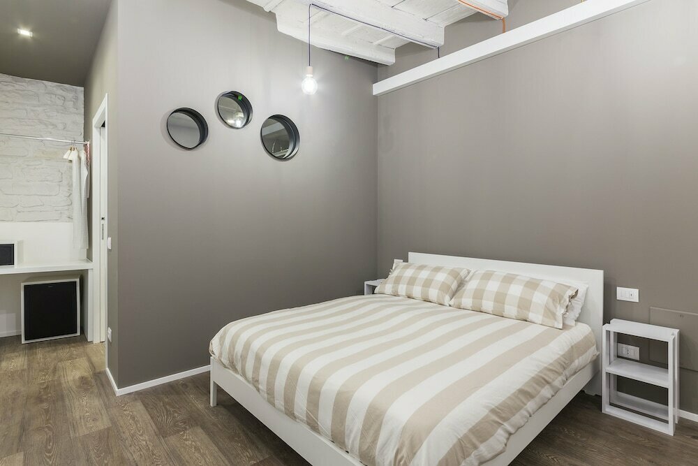Rumi Rooms