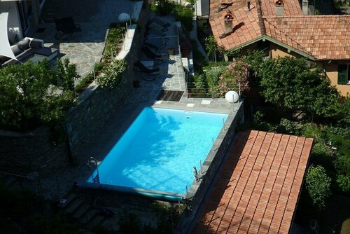 Villa Luminosa, Book Villa Hoteller i Como med pool, Swimmingpool