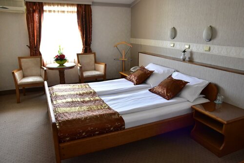 Garni Hotel Lav, Забронировать Отель Земун Белград