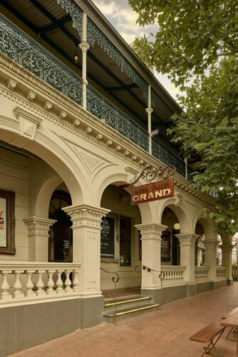 Yarra Valley Grand, Book Hotel Yarra Glen Yarra Valley