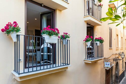 Sorrento Inn Guesthouse, Забронировать Отель Сорренто Побережье Сорренто, рядом с Cattedrale SS. Filippo e Giacomo